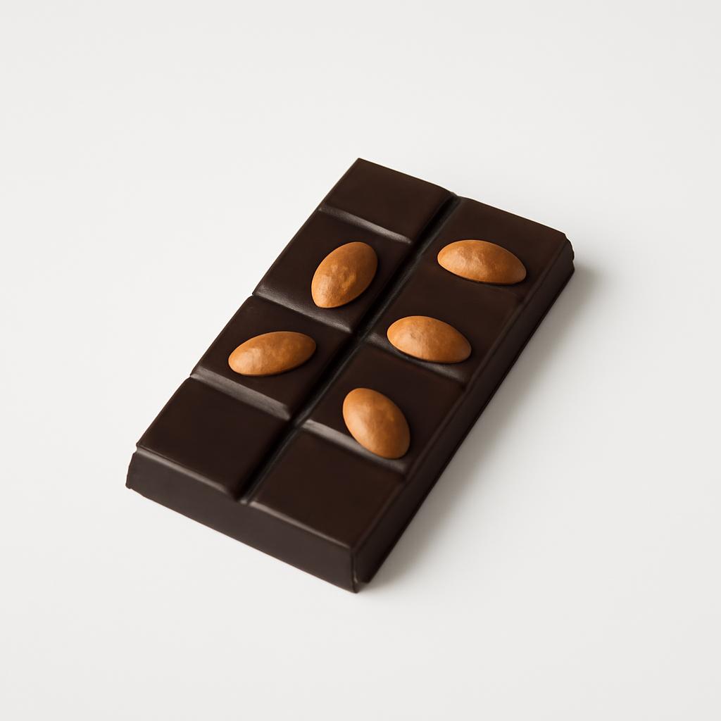 Chocolate negro, con almendras